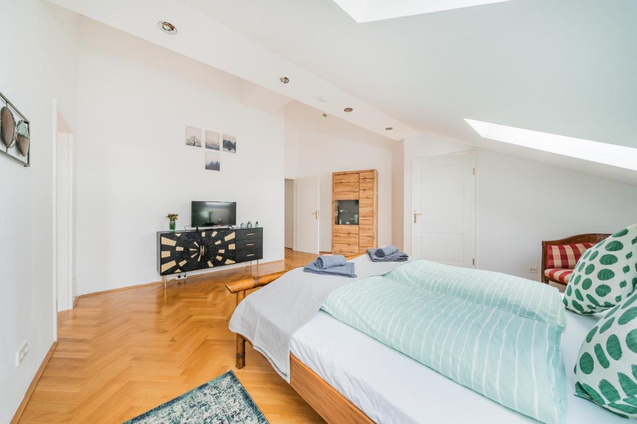 Penthouse Apartment - Sauna - Terrasse - Kamin - Ac فيينا المظهر الخارجي الصورة